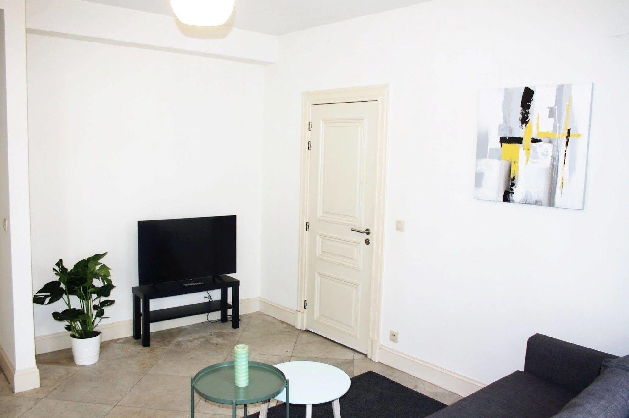 Traditional Modern Centre Appartement *